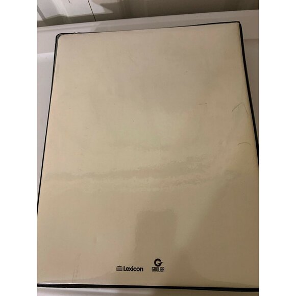 Hello America A Video English Course High Intermediate Unit 8 NEW - Picture 9 of 9